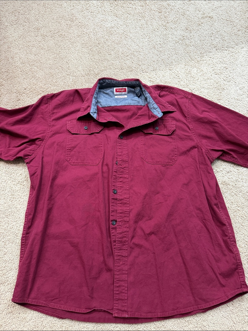 Wrangler Short Sleeve Button-Down Shirt - Burgundy